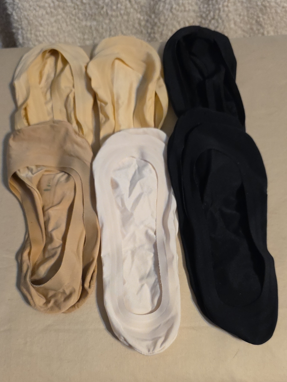 **FREE W/PURCHASE** Everyday No-Show Liner Socks in Black, White, Cream & Tan